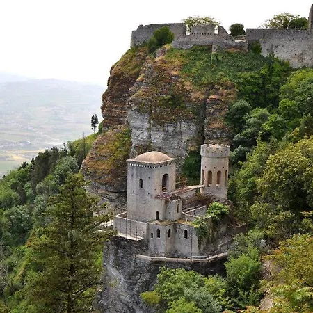 Stranizza D'amari Casa Santa (Trapani)